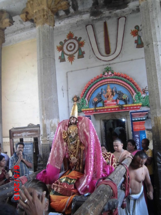 Kanchi Sri Perarulalan - Vijaya Varudam - Chaithra Krishna Eakadasi Purappadu_2013-04