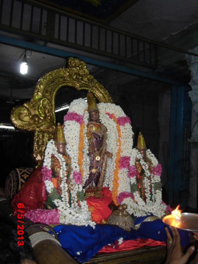 Kanchi Sri Perarulalan - Vijaya Varudam - Chaithra Krishna Eakadasi Purappadu_2013-12