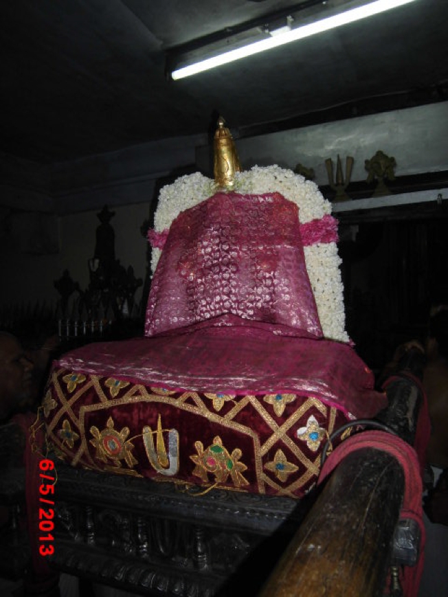 Kanchi Sri Perarulalan - Vijaya Varudam - Chaithra Krishna Eakadasi Purappadu_2013-29
