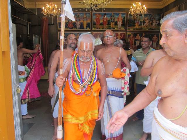 003_Tirumalai Periya Jeer Vijayam at New Delhi Sri Balaji Mandir