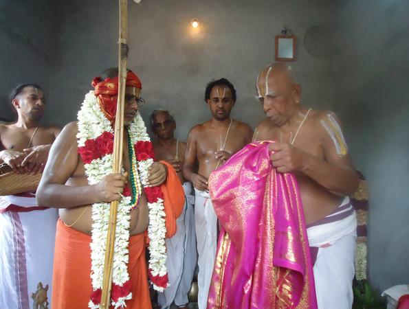 Azhagiyasingar Mangalasasanam  Mukundagiri 29