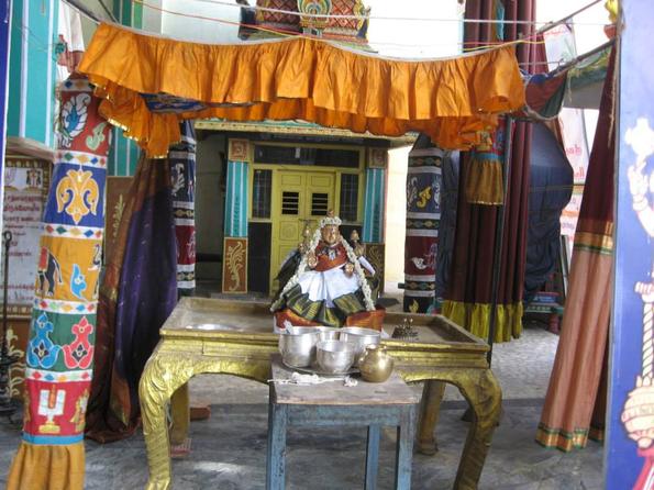 Thayar Thirumanjanam ABM temple 01