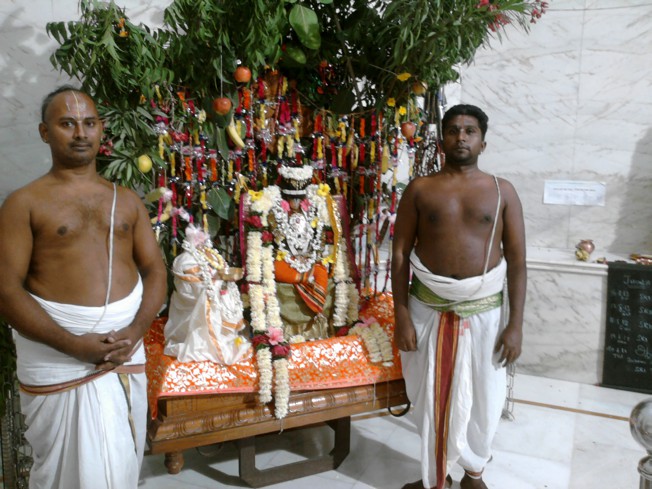 Hazira Sri Balaji Temple Oonjal Utsavam 2013_01