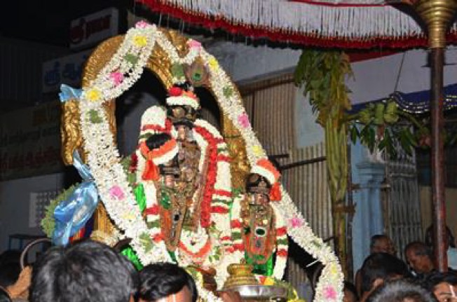 Mylai Vanabojana utsavam to Thiruvallikeni 2013_07