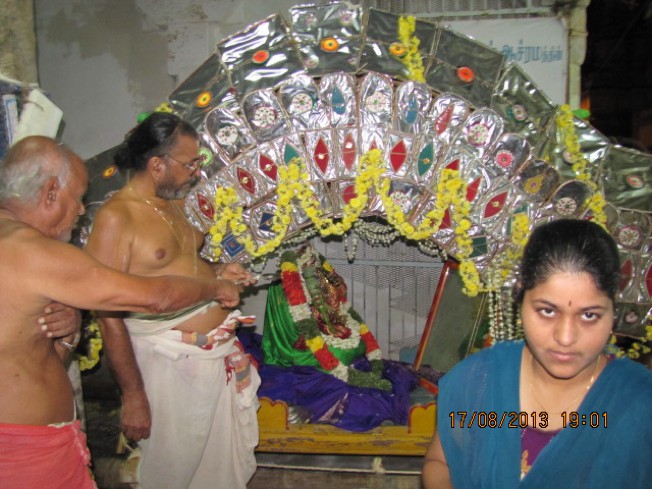 Srirangam_Swami Desikan_Thiruvaadipooram_2013_0003