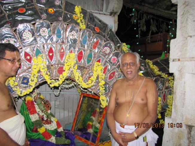 Srirangam_Swami Desikan_Thiruvaadipooram_2013_0006