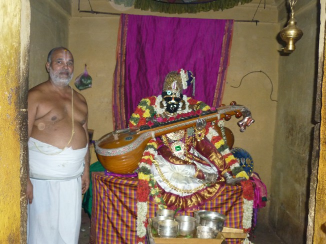 Thiruvaadipooram_Veli Andal_Srirangam_2013_06