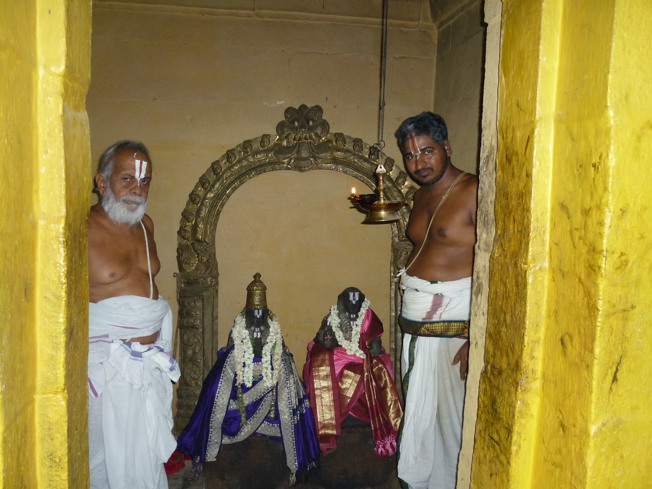 Thiruvaadipooram_Veli Andal_Srirangam_2013_09