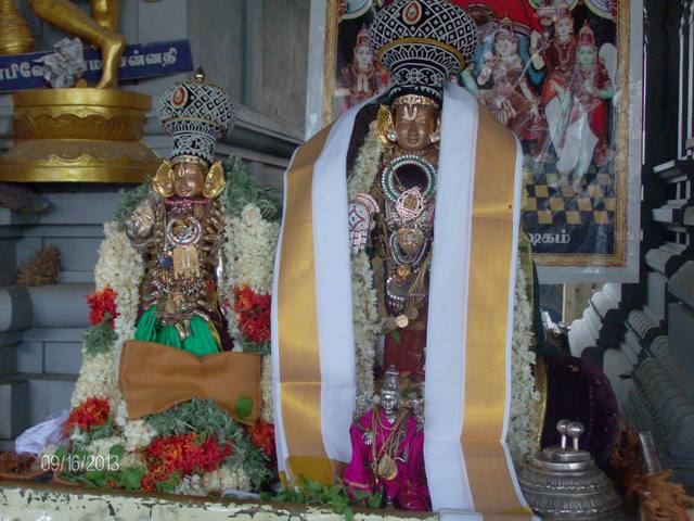 Madipakkam Oppiliappam Brahmotsavam theerthavari 5