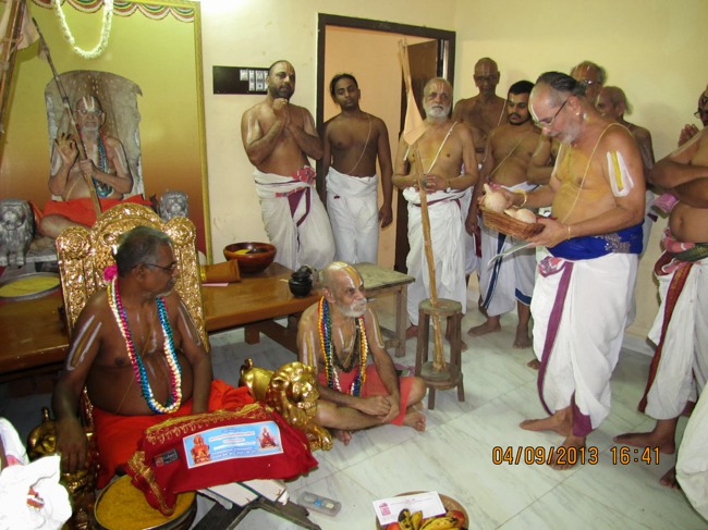 SriRajagopura Sadhakathil Book release Srirangam 2013-25