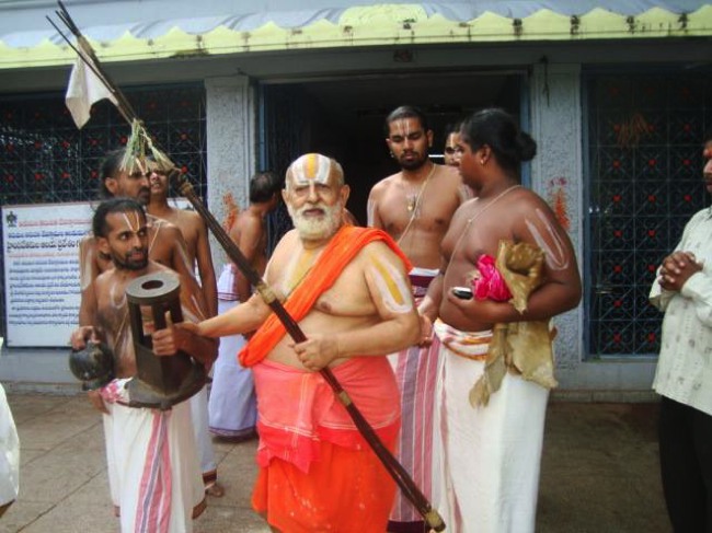 Srimushnam Andavan Mangalasasanam -Yoga Narasimhar Tirumala 2013-04