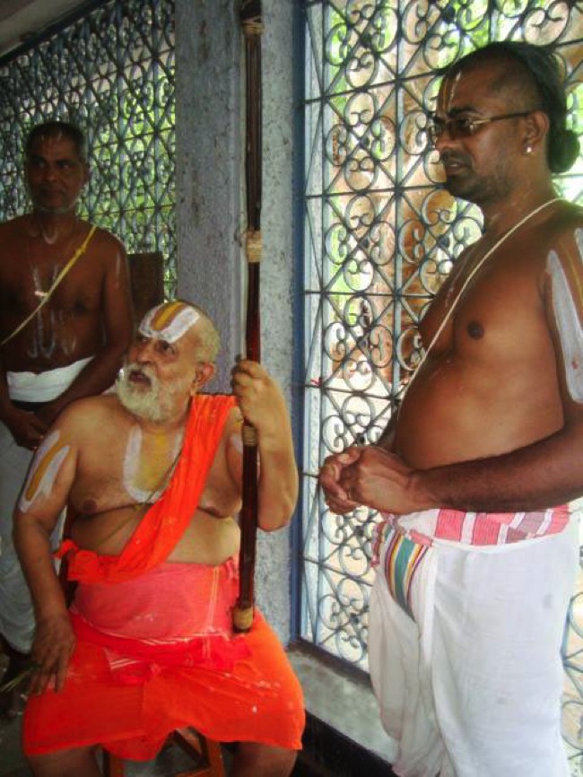 Srimushnam Andavan Mangalasasanam -Yoga Narasimhar Tirumala 2013-12