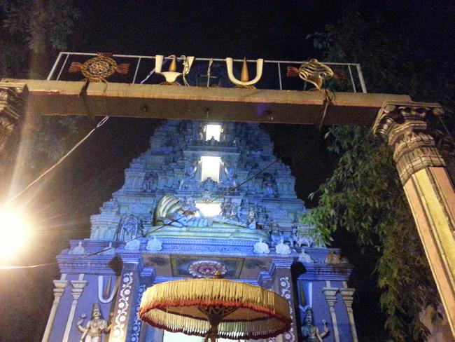 Azhagiyasingar Mangalasasanam to bangalore Krisha temple 2013 -04