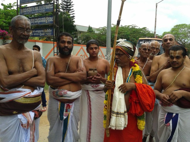 Azhagiyasingar Pattana Pravesam and Mangalasasanam at Melukote 2013-16