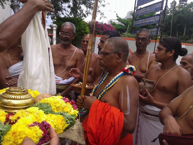 Azhagiyasingar Pattana Pravesam and Mangalasasanam at Melukote 2013-26