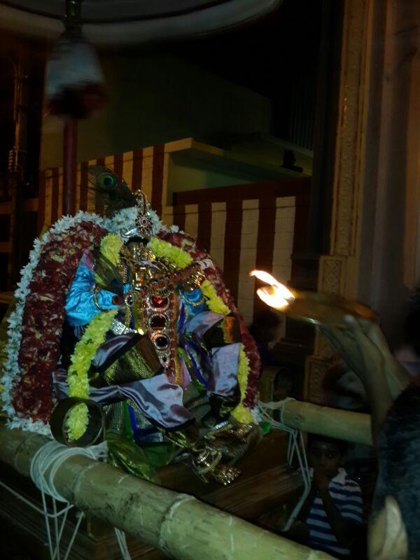 Bangalore Sri Lakshmi Venkateshwara Perumal Navarathiri Utsavam 2013 day 5-08