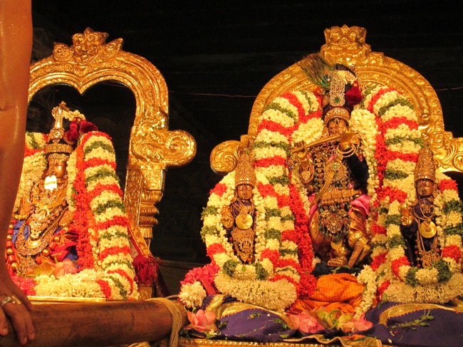 Kanchi Navarathiri Utsavam  day 5  2013-06
