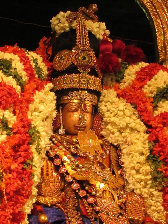 Kanchi Navarathiri Utsavam  day 5  2013-51