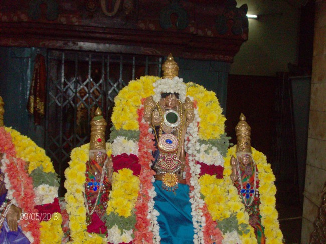 Nanganallur Swami Desikan Thirunakshatra Utsavam  2013 -  DAY 1-04