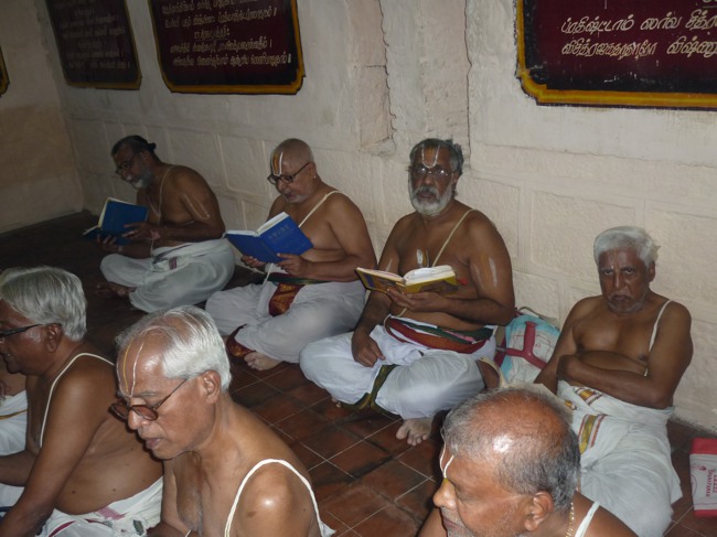 Srirangam Swami desikan Ull sannathi Utsavam 2013  day 5- 18