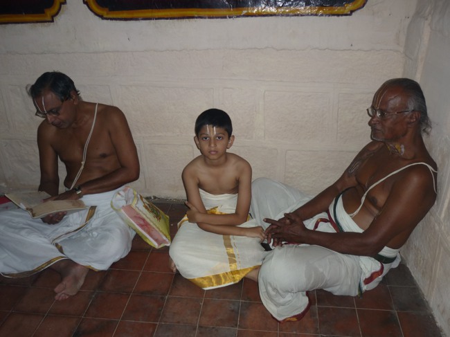 Srirangam Swami desikan Ull sannathi Utsavam 2013  day 5- 19