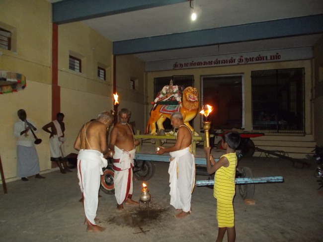 Therazhundhur Navarathiri Utsavam Day 4 2013-00