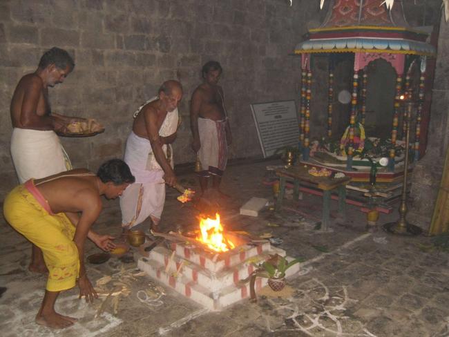 Thirukannamangai  Bakthavatsala perumal ThiruPavithrotsavamday day 1 2013 -37