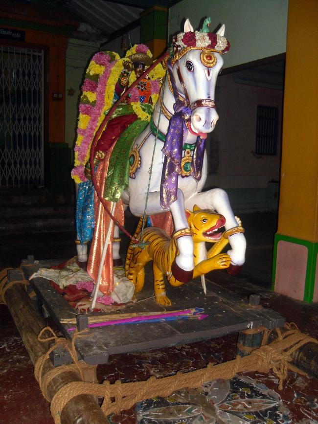 Thirukannamangai Vijayadasami Kudhirai Vahana Purappadu 2013 -1