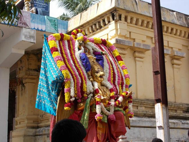 Thirukkannamangai Udhaya Garuda Sevai on pavithrotsavam day 3 2013 -08