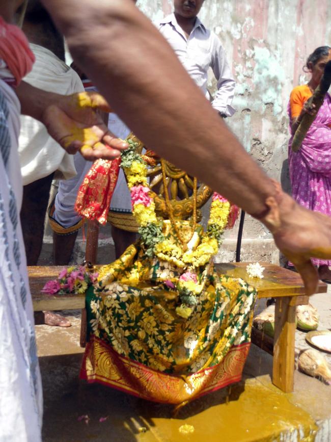 Thirukkannamangai Udhaya Garuda Sevai on pavithrotsavam day 3 2013 -54