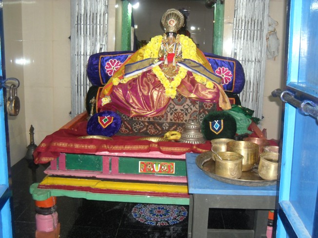 Thirukkannamangai_Swami Desikan_day1_07