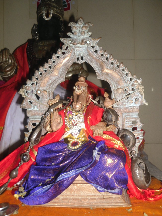 Thirukkannamangai_Swami Desikan_day1_13