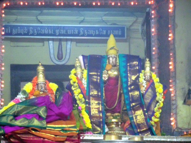 Thiruvallur_Navarathri_09
