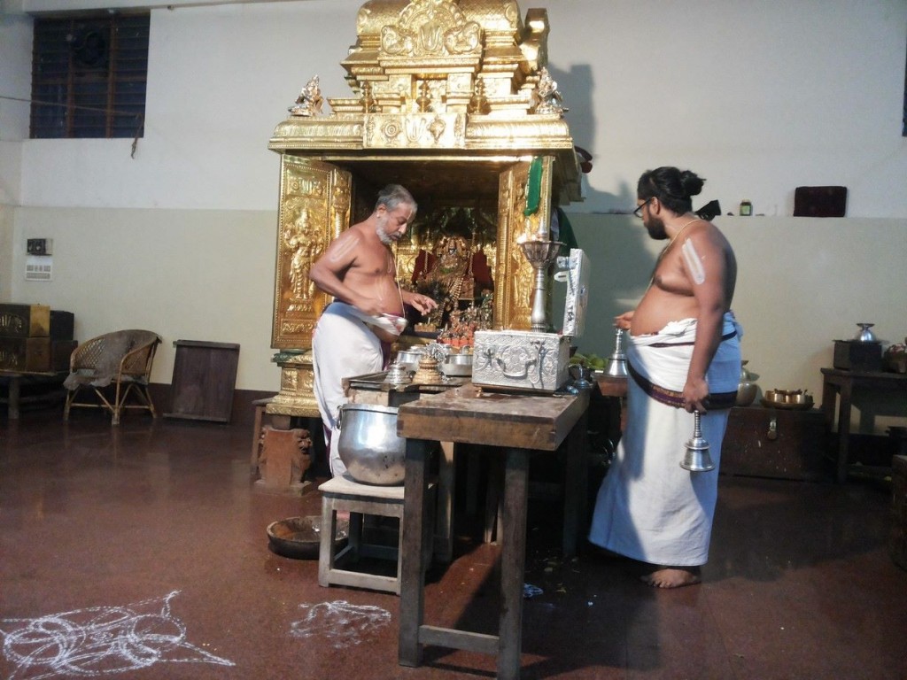 Ahobila Mutt Deepavali Thirumanjanam1