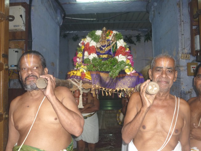Karthigai_Dasavathara Sannidhi Srirangam_66