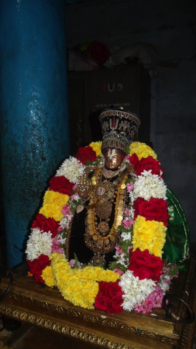 Pillai Lokacharyar Satturmurai at kooram 2013-11