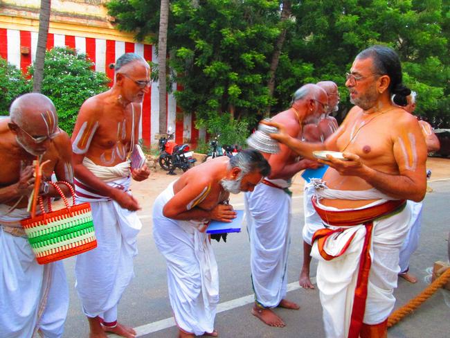 Srirangam Poundarikarpuram ashramam swami desikan thirunakshatram thiruther 2013 -02