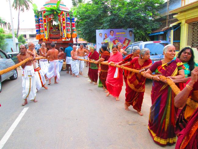 Srirangam Poundarikarpuram ashramam swami desikan thirunakshatram thiruther 2013 -09