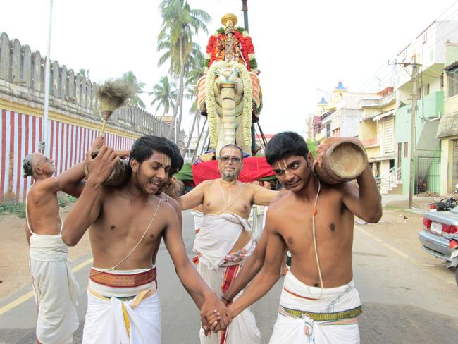 Srirangam Poundarikrapuram Swami Desikan utsavam  yanai vahanam - 2013 -25