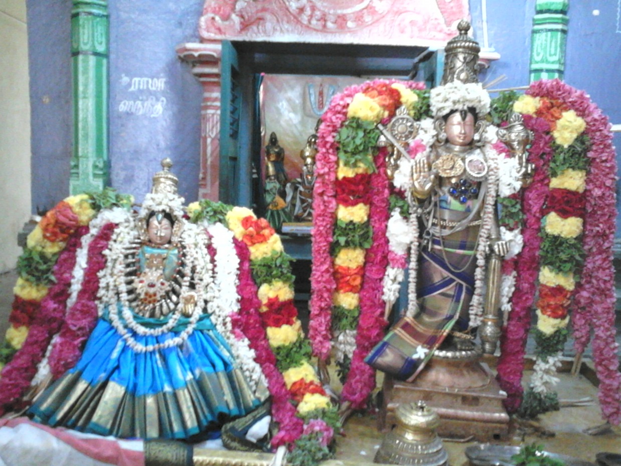 Therazhundur Amaruviappan and Thayar