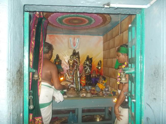 Thirukarthigai at Therazhundur 2013 -11