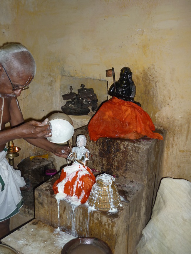 Thirukettai Sri Adhivan Satakopan Thirumanjanam srirangam 2013-18