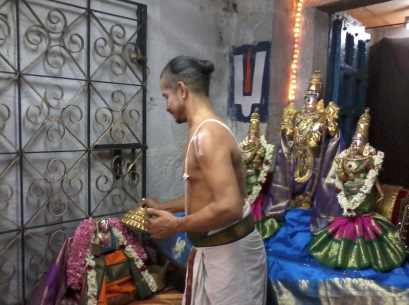 Thiruvelukkai Swami Manavala Mamunigal Thirunakshatram3