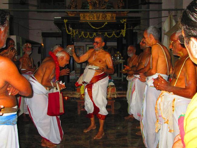 srirangam Poundarikapuram  Swami DesikanTHirumanjanam 2013 -02
