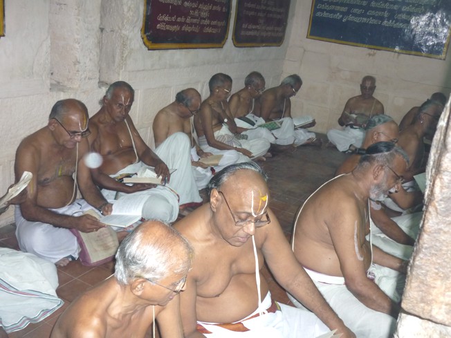 Paduka_Swami Desikan_Srirangam _23