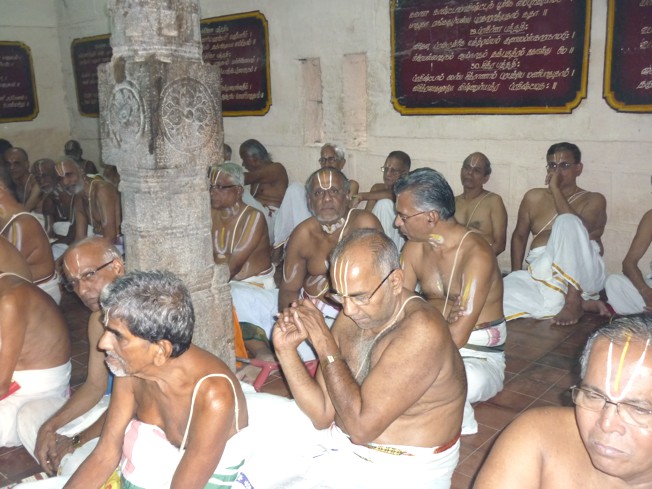 Swami Desikan_Srirangam_Paduka_104