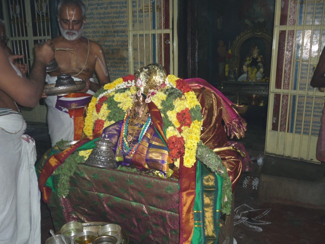 Swami Desikan_Srirangam_Paduka_125