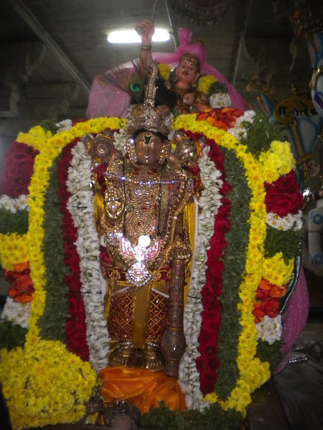 Thirukudanthai  Aravamudan Sannathi Thiruadhyayana Utsavam Gandharvan Kodai 2013--0000