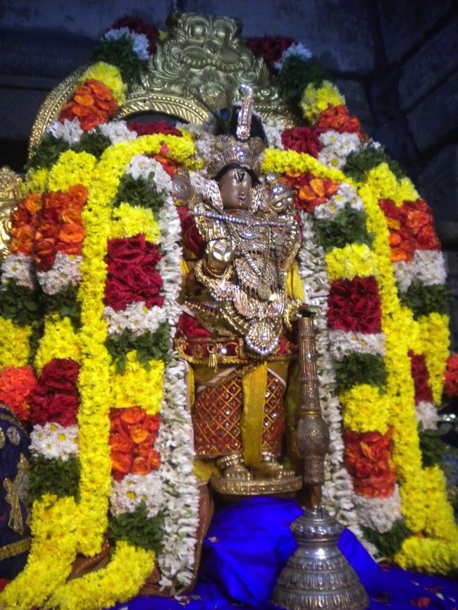 Thirukudanthai  Aravamudan Sannathi Thiruadhyayana Utsavam Gandharvan Kodai 2013--0006