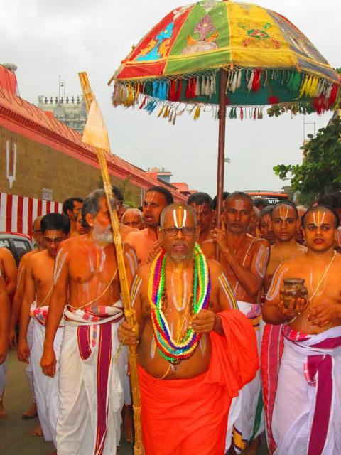 Azhagiyasingar_Mangalasasanam_Thiruvallikeni-074